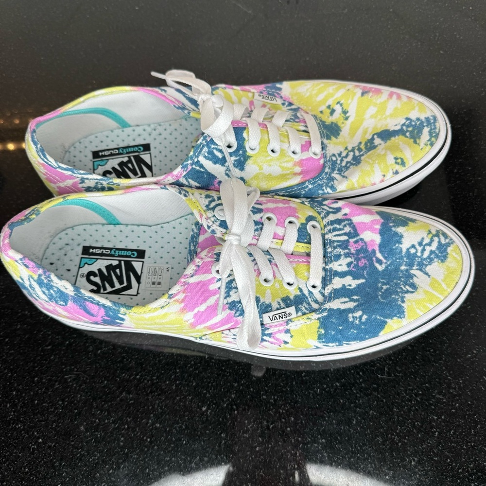 Vans ComfyCush Tie-Dye Orchid Size:11